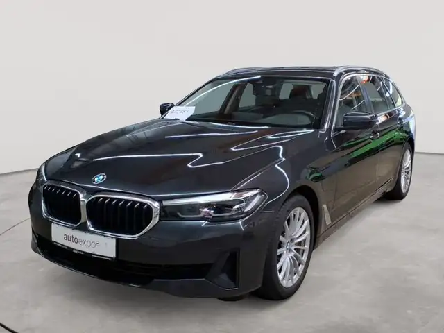 BMW 5 Series view 2