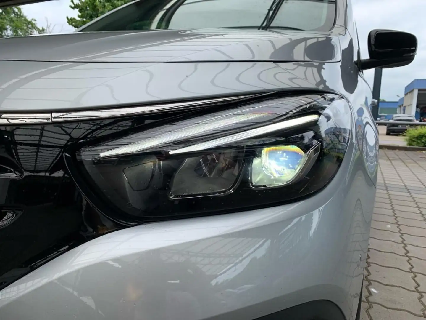 Mercedes-Benz EQT 200 - AHK, LED, MBUX, KAMERA, SPURHALTE-ASS. Argent - 2