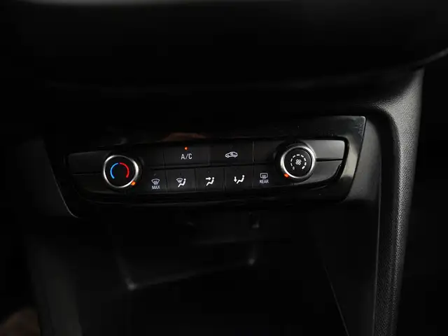Opel Corsa view 11