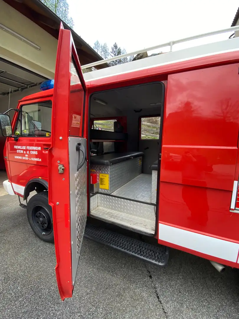 Volkswagen Transporter LT Allrad Kastenwagen Rot - 2