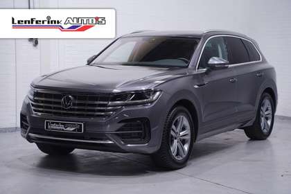 Volkswagen Touareg 3.0 TDI 232 pk R-Line Grijs Kenteken 2-Zits Navi C