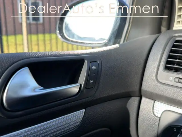 Volkswagen Golf view 15