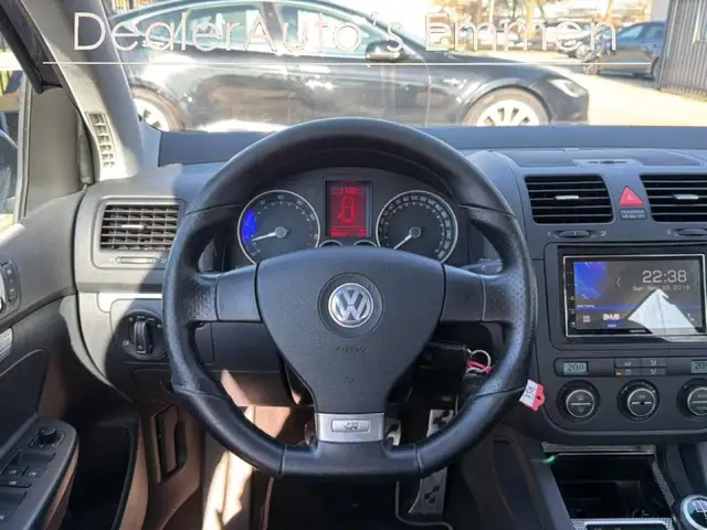 Volkswagen Golf view 11