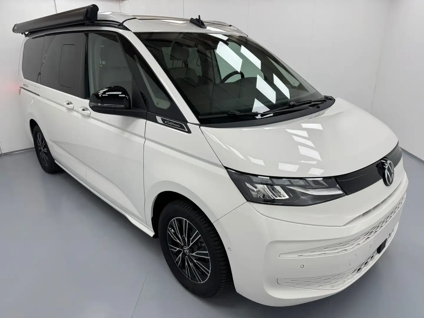 Volkswagen T7 California BEACH CAMPER 5POSTI 2.0TDI DSG 150CV NUOVO UFF.ITA Bianco - 1