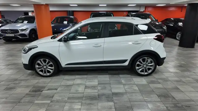 Hyundai I20 view 3
