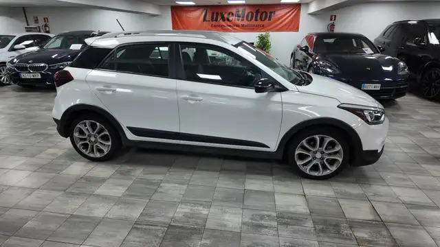 Hyundai I20 view 7