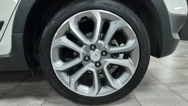 Hyundai I20 view 13