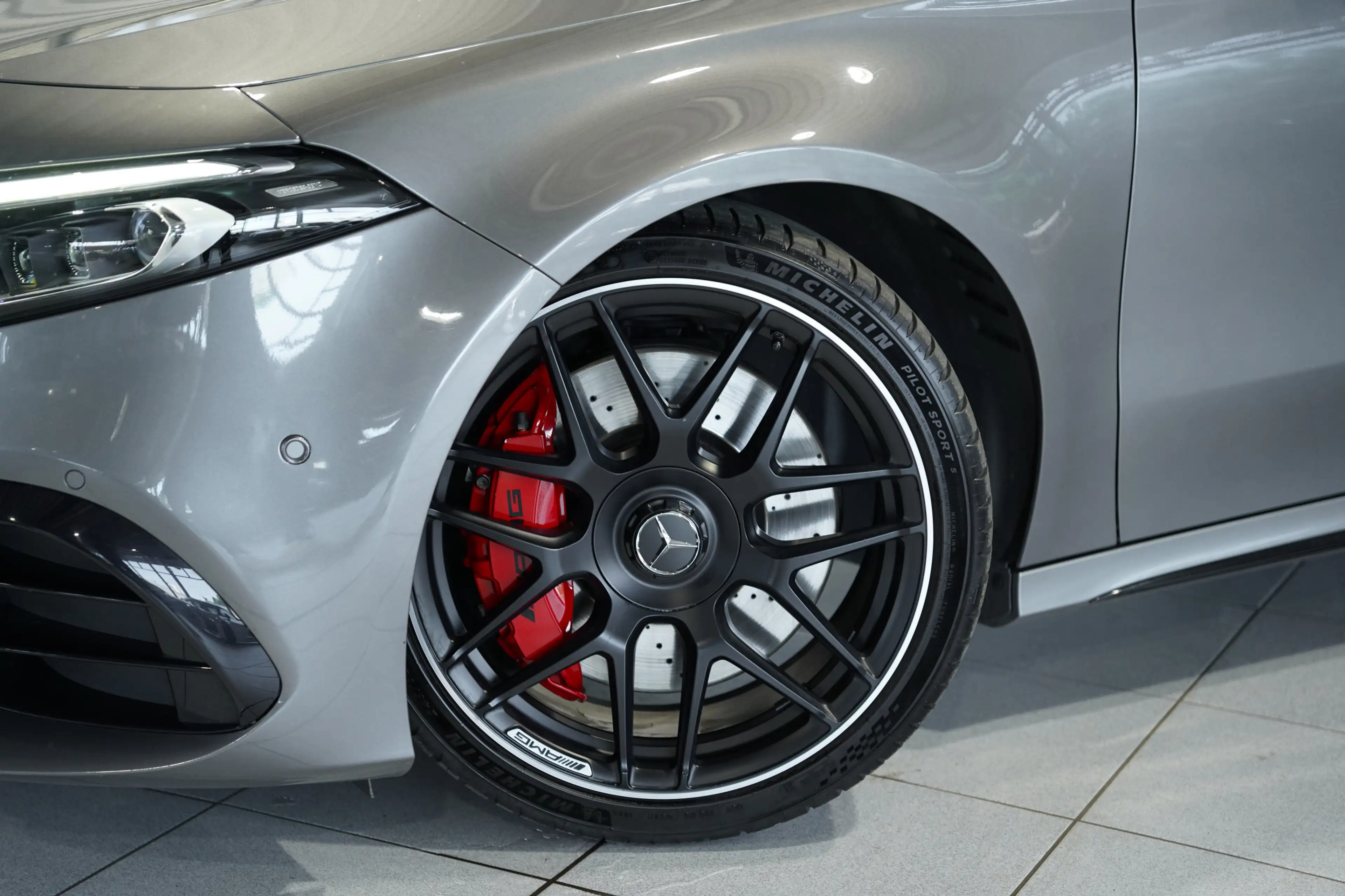 Mercedes-Benz A 45 AMG S 4M *2.H *19 *Schale *Pano *Perf-AGA — photo 3
