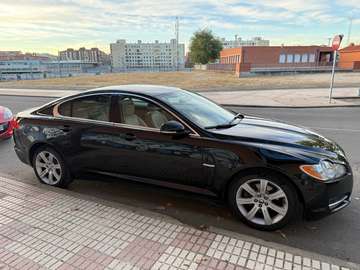 XF 3.0 V6 Luxury Aut. Luxury