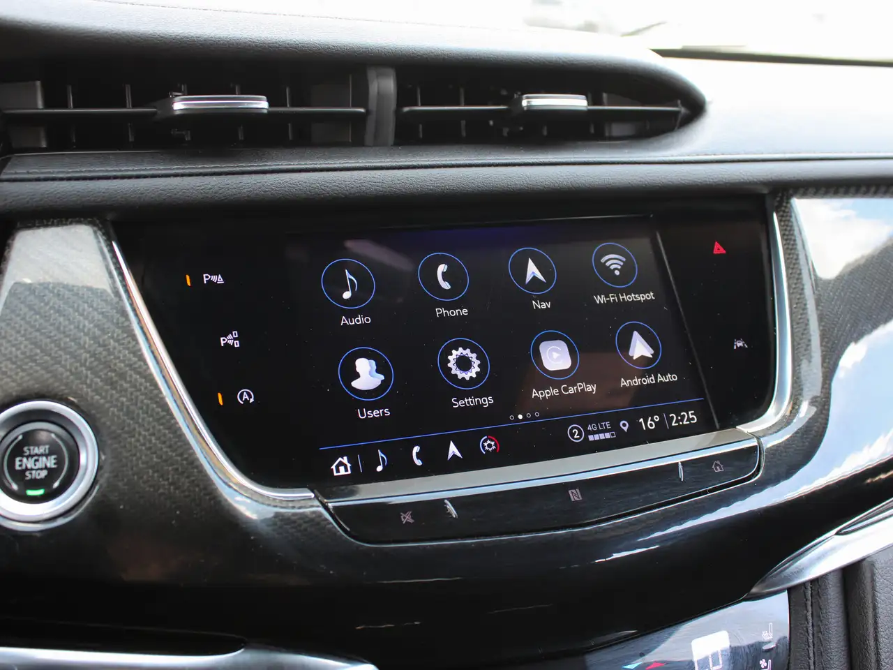 Cadillac XT6 снимка Cadillac XT6