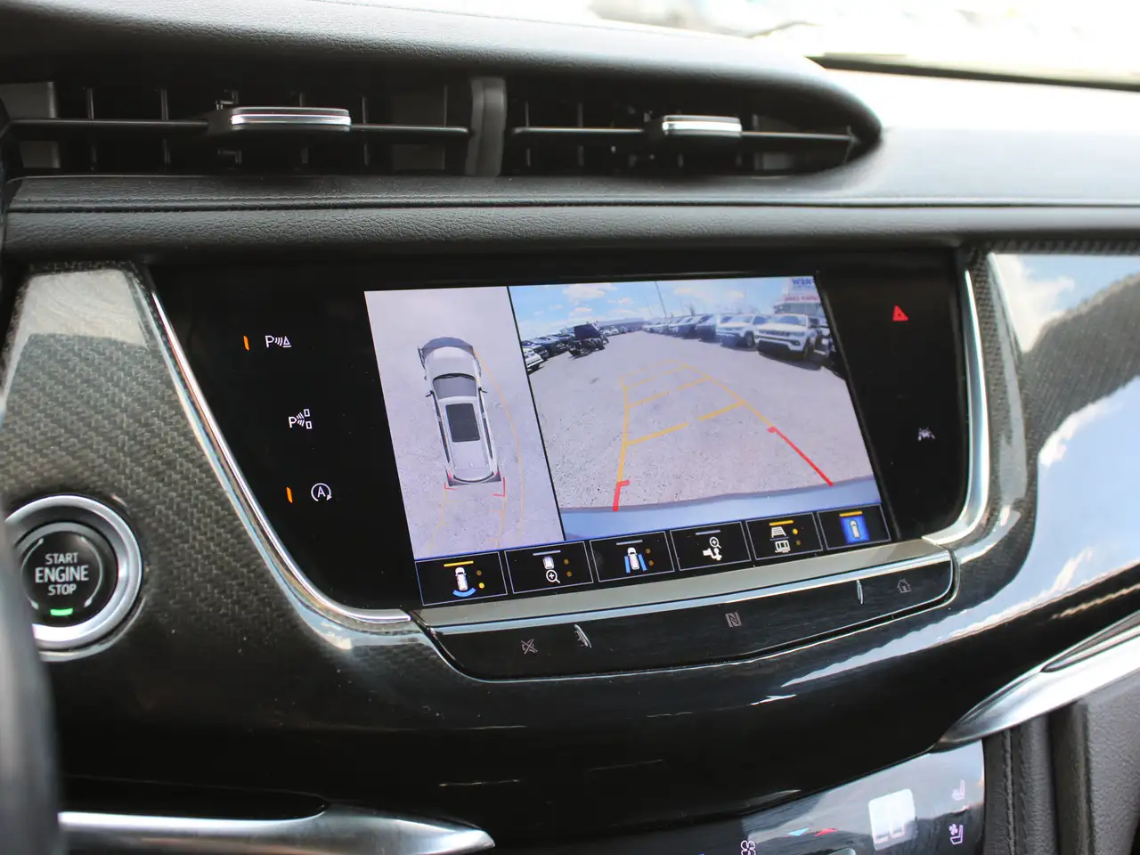 Cadillac XT6 снимка Cadillac XT6
