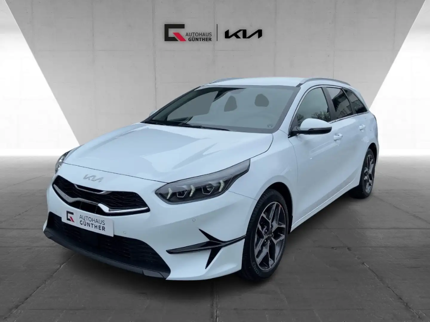 Kia Ceed / cee'd 1.0 T-GDI EU6e Sportswagon Ultimate Edition 1.5T 4 Weiß - 1