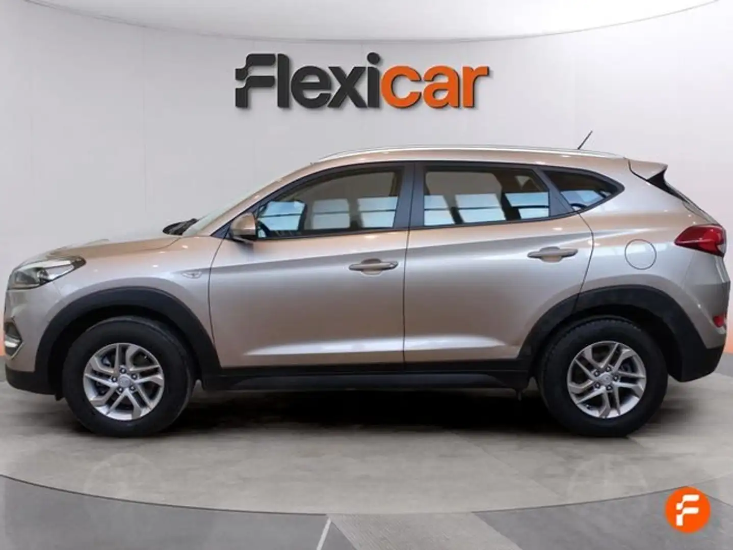 Hyundai TUCSON 1.6 GDi BlueDrive 25 Aniversario 4x2 Beige - 2