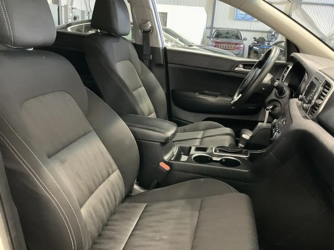 Kia Sportage снимка Kia Sportage