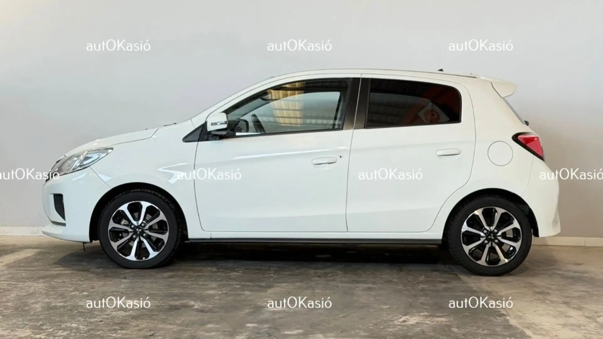 Mitsubishi Space Star 120 MPI Kaiteki Blanco - 2