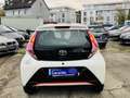 Toyota Aygo x-play touch*LMF*Kamera* Weiß - thumbnail 7