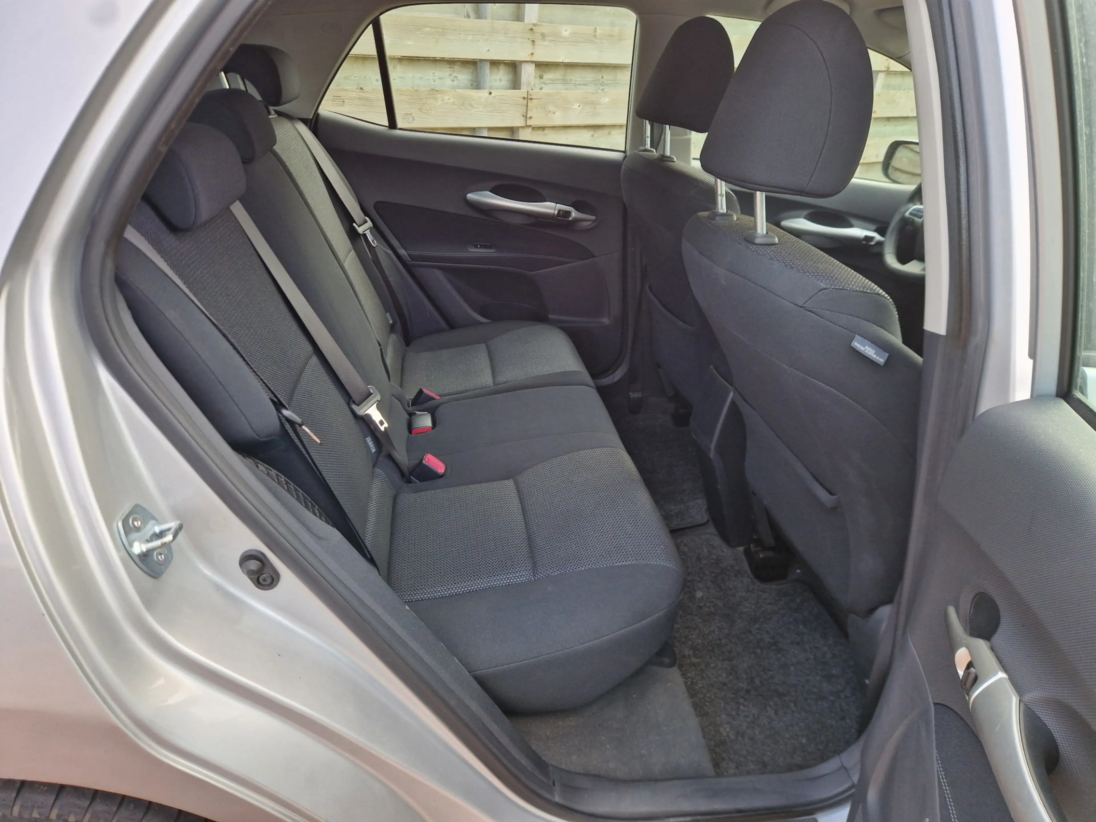 Toyota Auris 1.8 Full Hybrid Business — photo 4