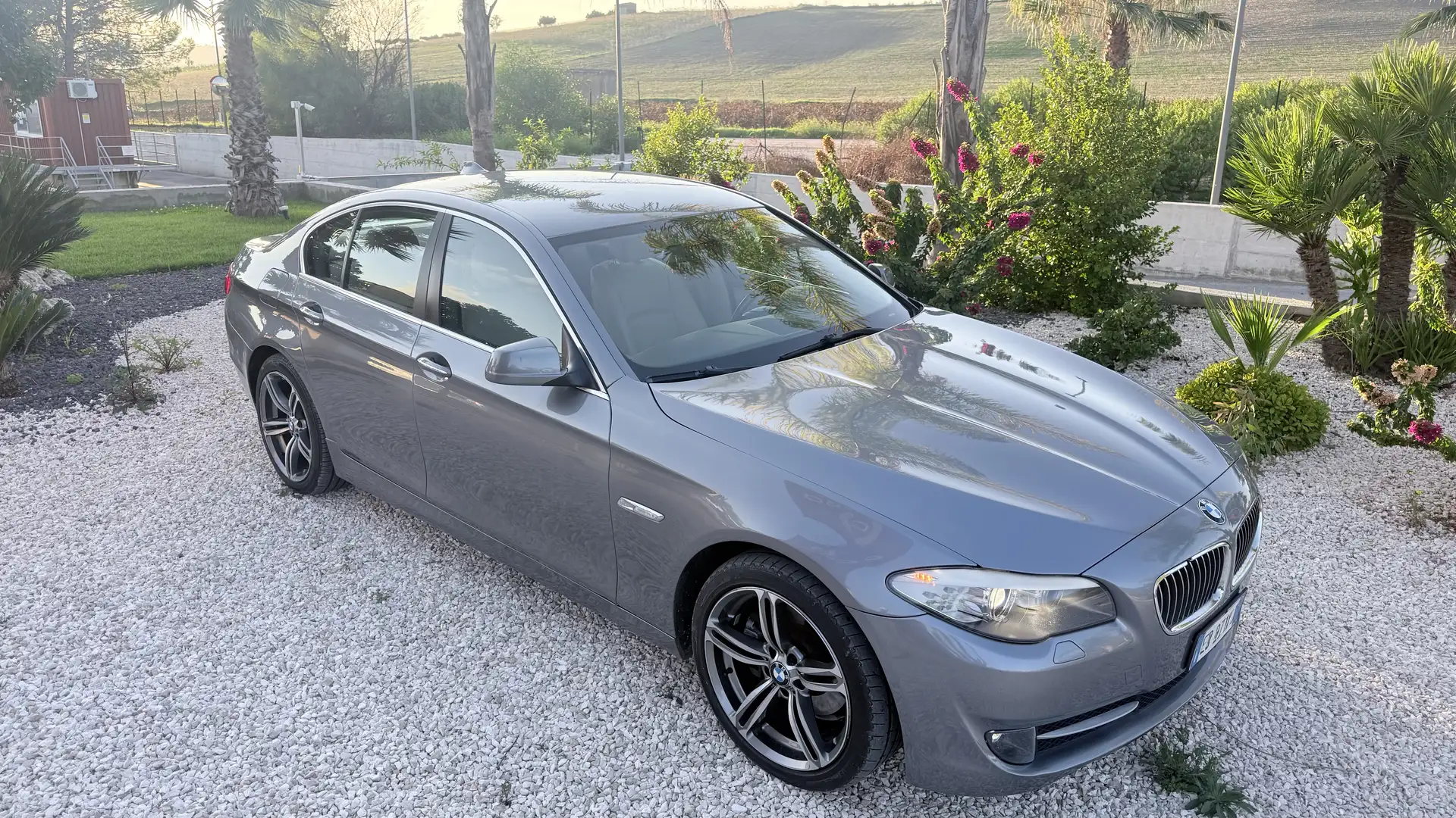 BMW 520 520d Msport - 1