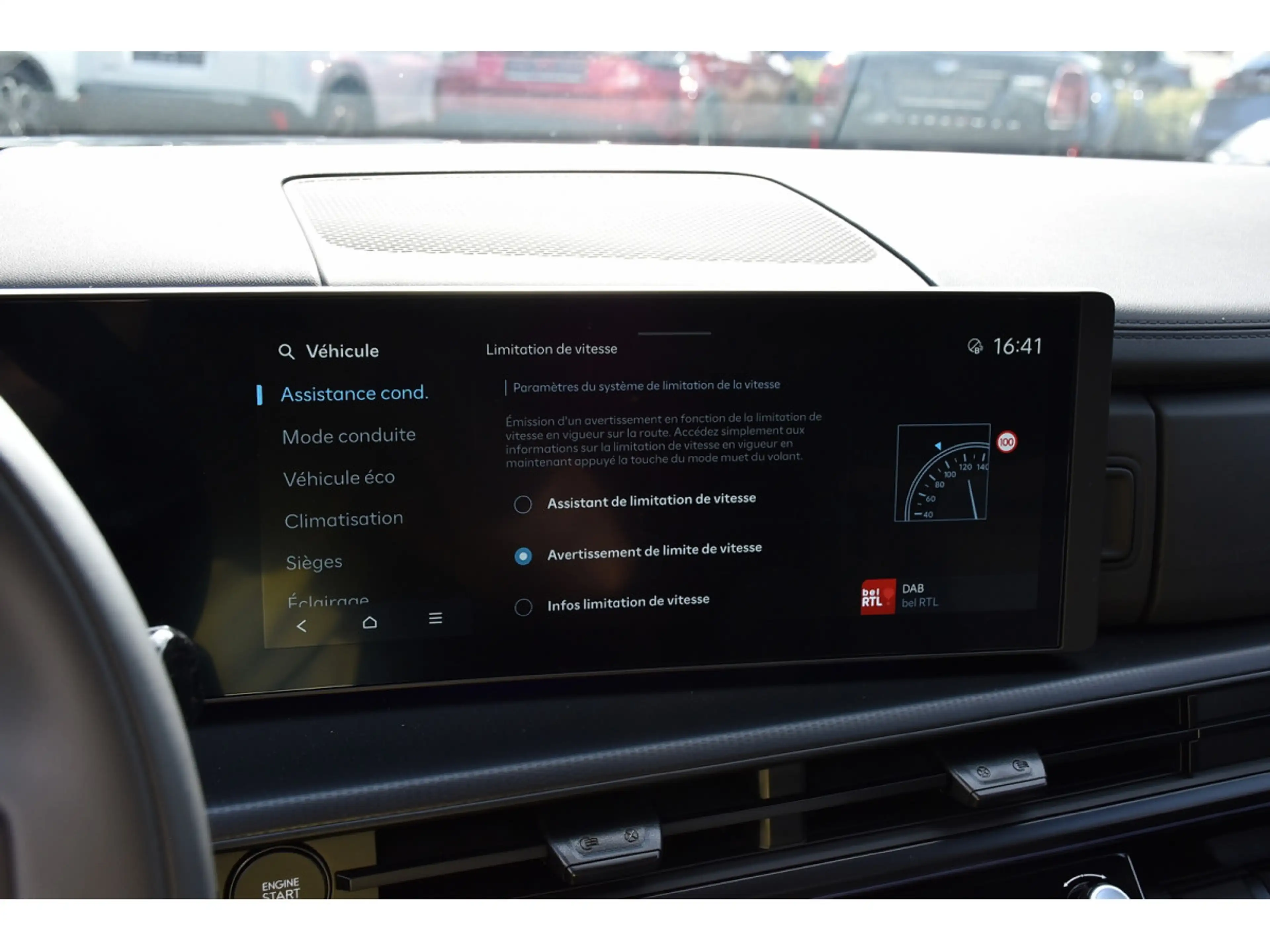 Hyundai SANTA FE 1.6 T-GDI HEV Calligraphy 7 PL. PANO MEMO BOSE HUD — photo 15