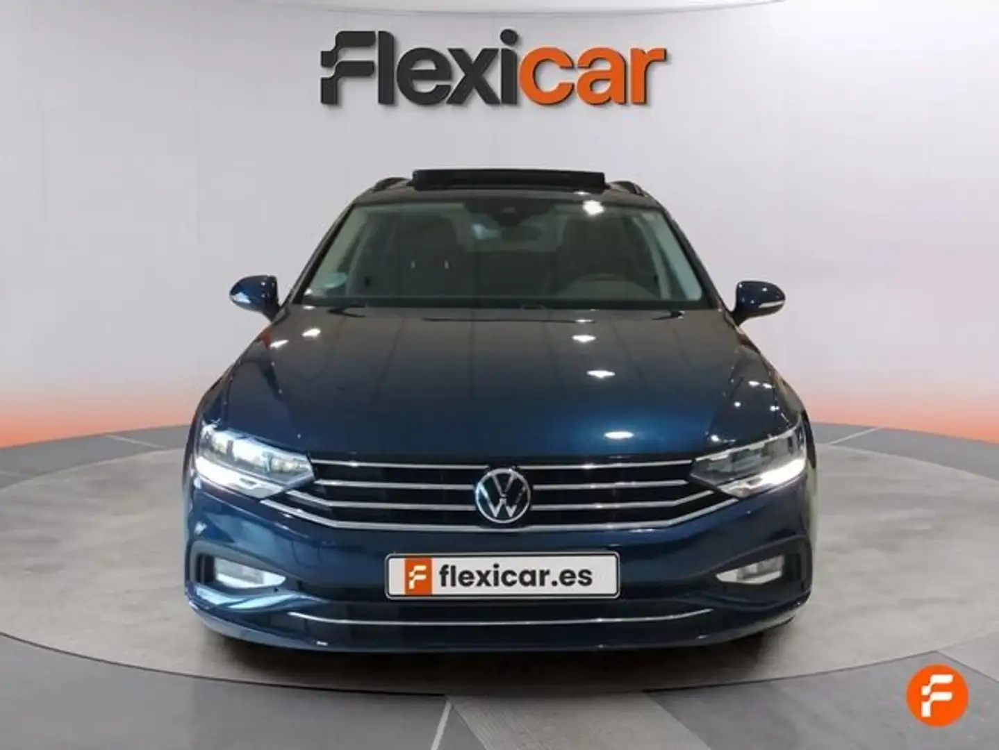 Volkswagen Passat Variant 2.0TDI EVO Executive 110kW Azul - 2