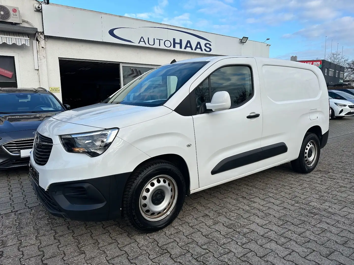 Opel Combo E Cargo XL  Edition*Klima*3 Sitze* Weiß - 1