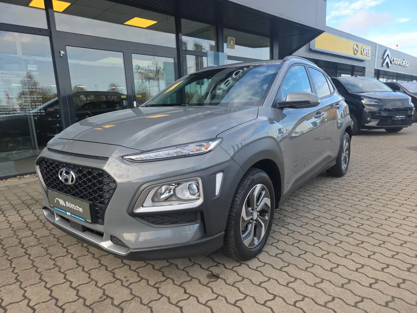 Hyundai KONA Advantage Hybrid 2WD Grau - 1