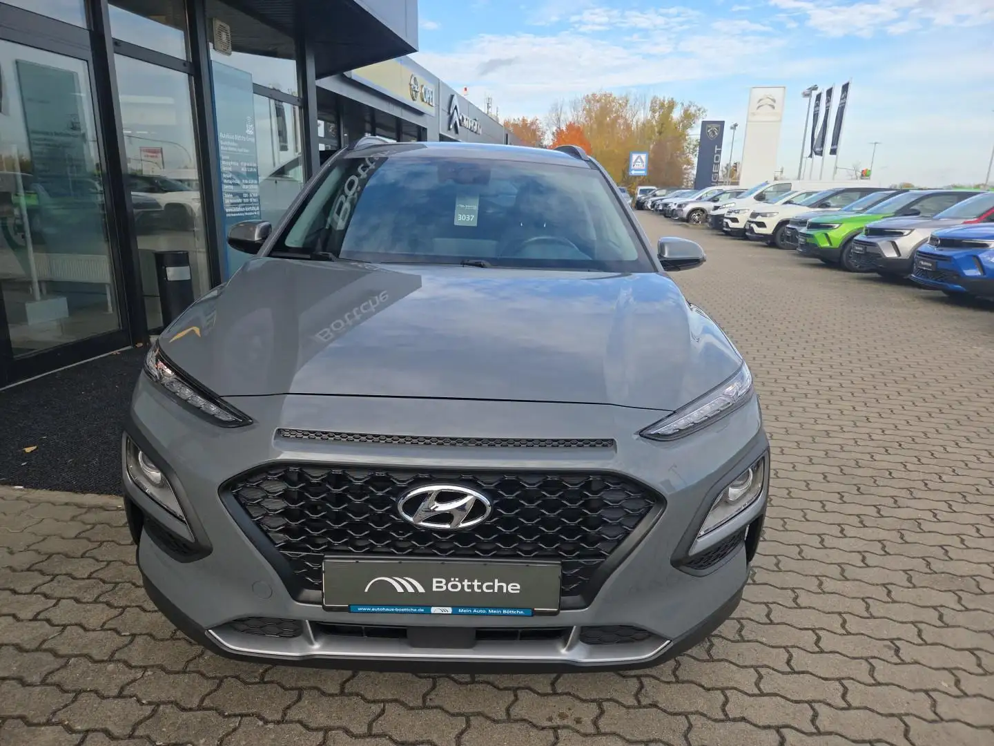 Hyundai KONA Advantage Hybrid 2WD Grau - 2