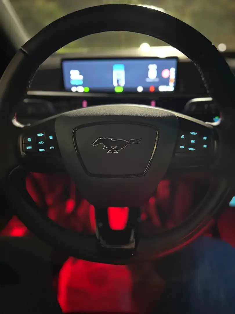 Ford Mustang Mustang Mach-eMach-e Edition awd 351cv auto Bianco - 1