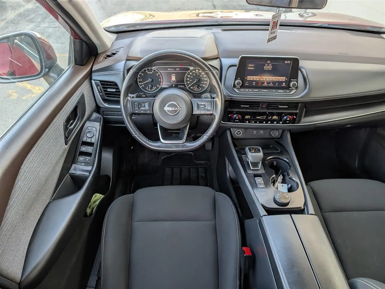 Nissan Rogue photo Nissan Rogue