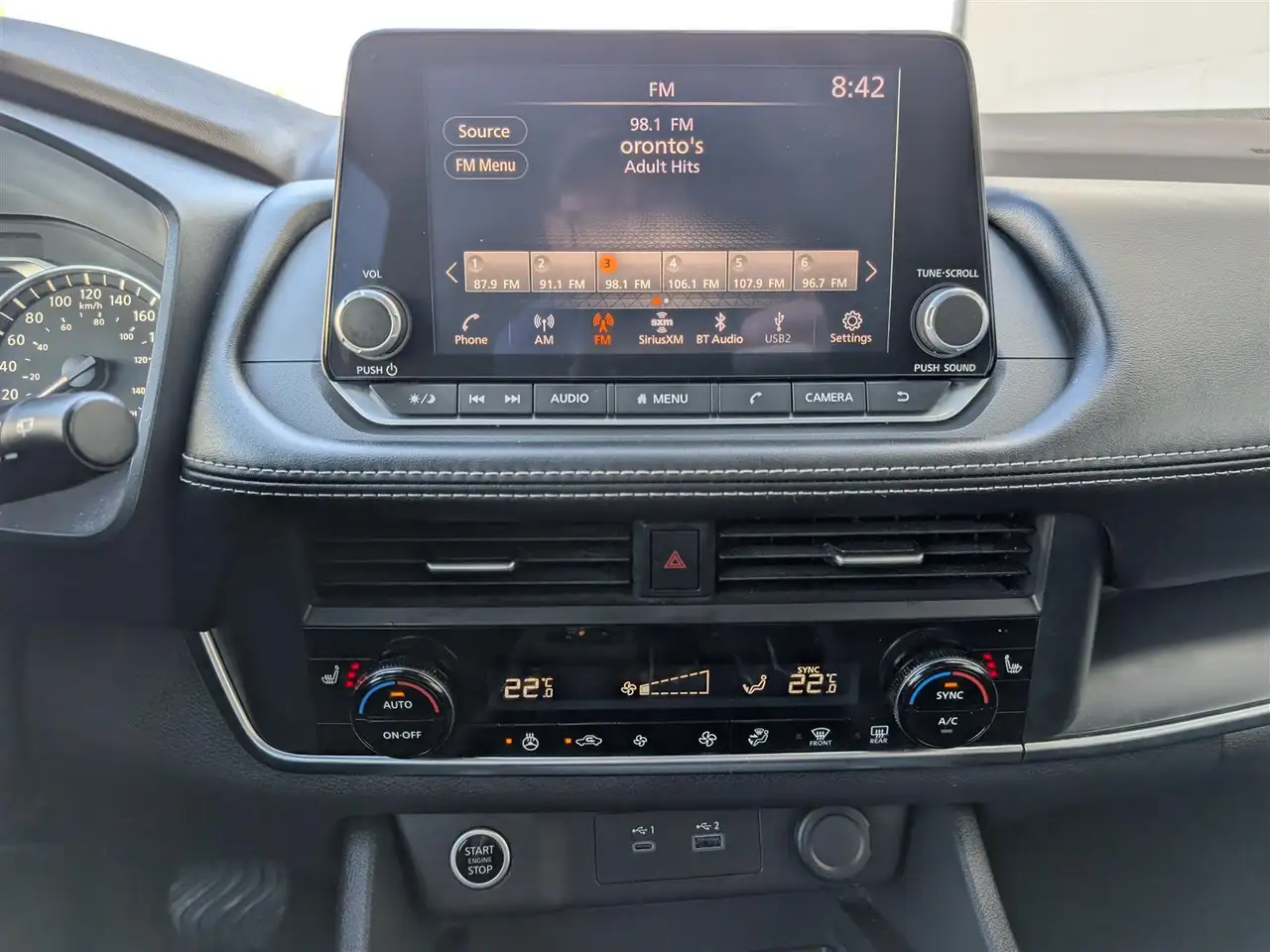 Nissan Rogue photo Nissan Rogue