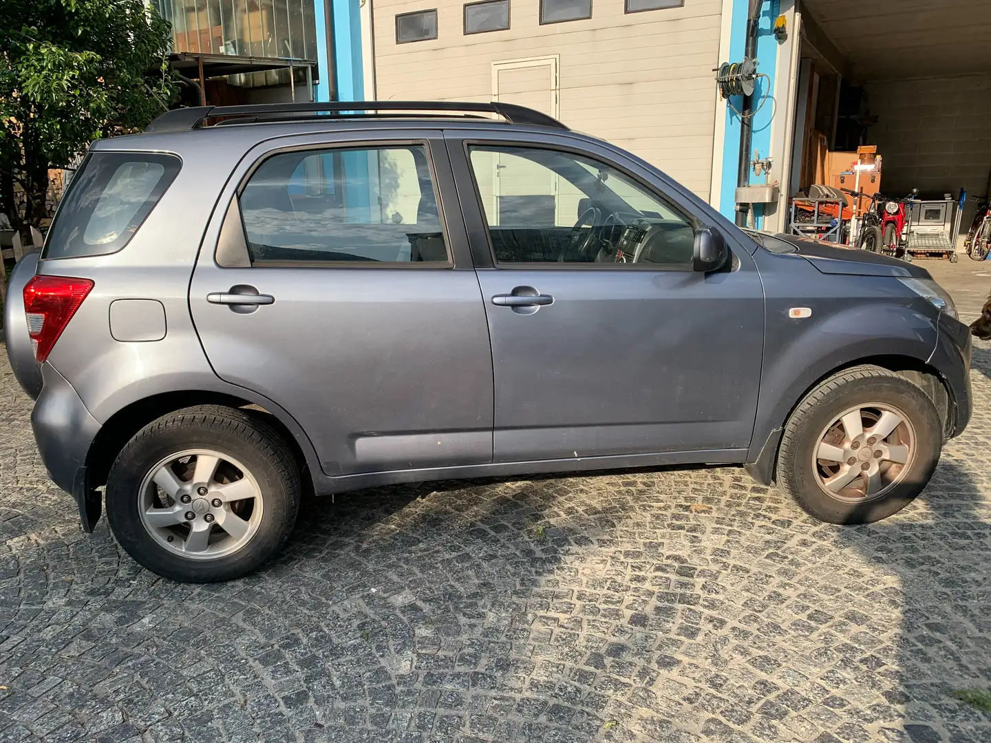 Daihatsu Terios cilindrata 1500 77KW (105 CV ) Grigio - 2