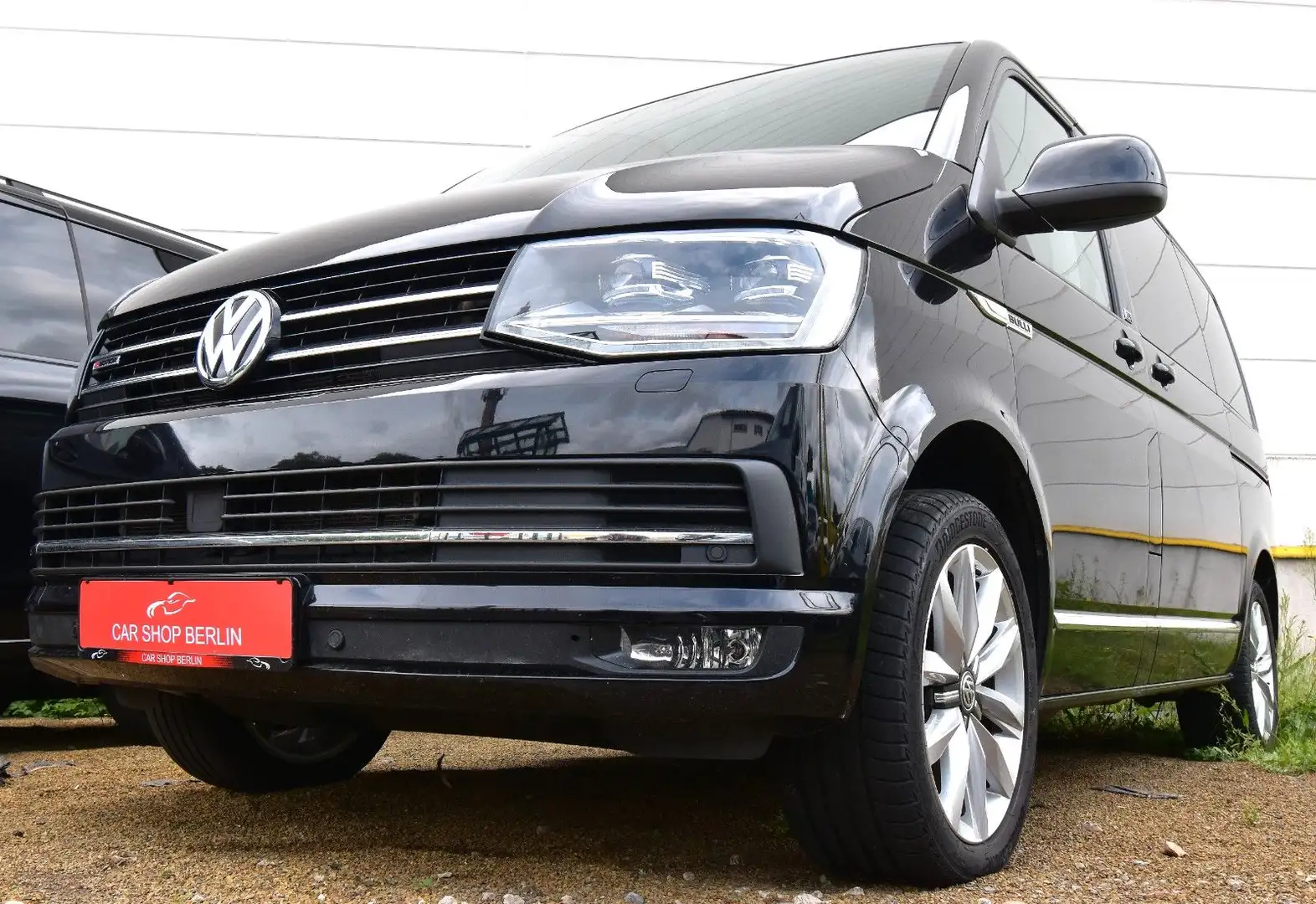 Volkswagen T6 Multivan Generation Six 4Mot DSG LED 2x ST Zwart - 1