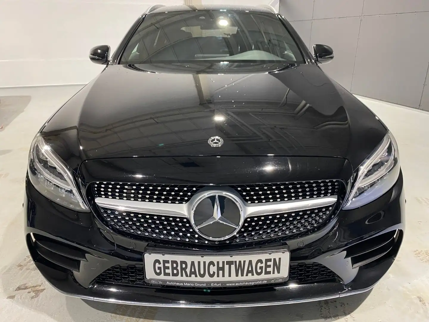 Mercedes-Benz C 300 T-Modell*AHK*LED*Navi* Fekete - 2