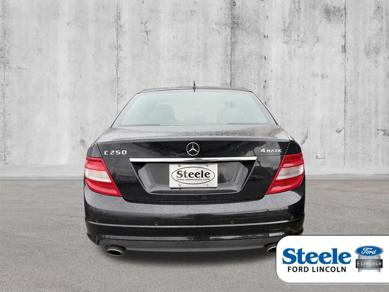 Mercedes-Benz C-Class photo Mercedes-Benz C-Class