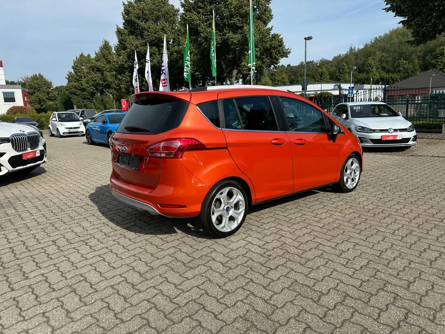 Ford B-Max 1,0 EcoB. NAVI Pano LEDER Kam AHK 17" Orange - 2