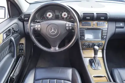 Annonce voiture d'occasion Mercedes-Benz C 55 AMG - CARADIZE