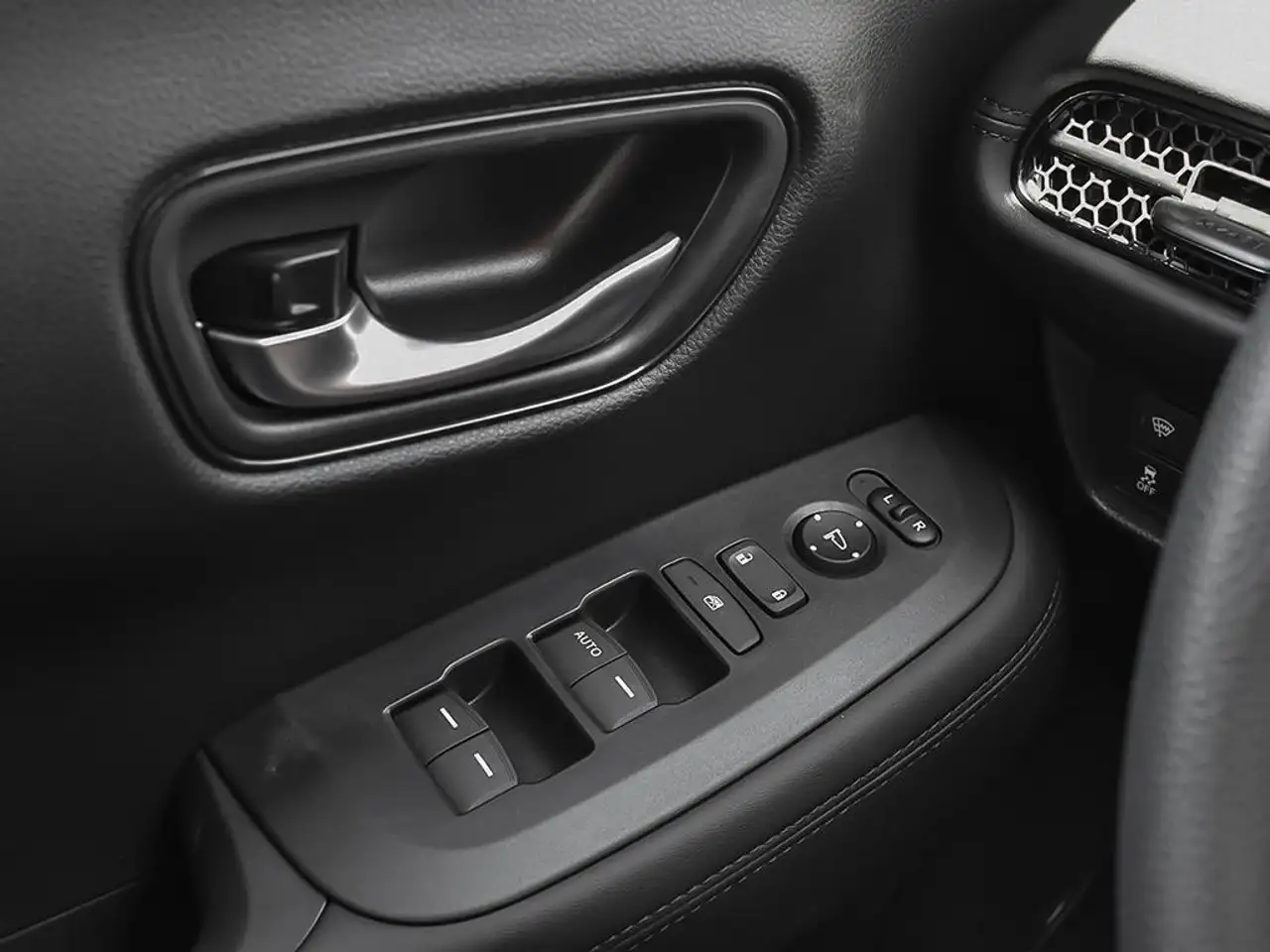 Honda HR-V снимка Honda HR-V