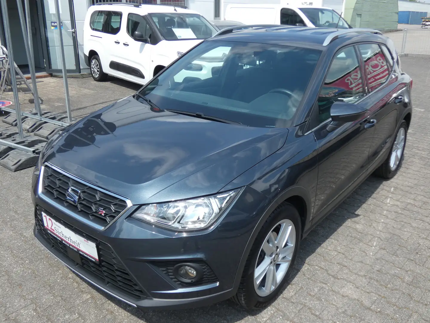 SEAT Arona FR *KLIMA*ALU*PDC* Grijs - 2