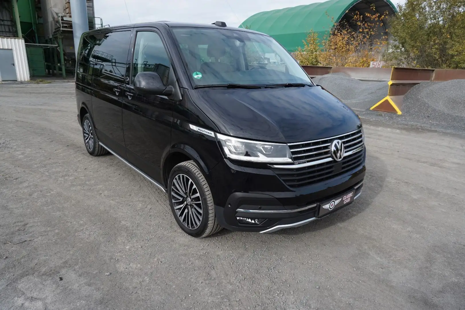 Volkswagen T6.1 Transporter Multivan Highline PanAmericana Noir - 2