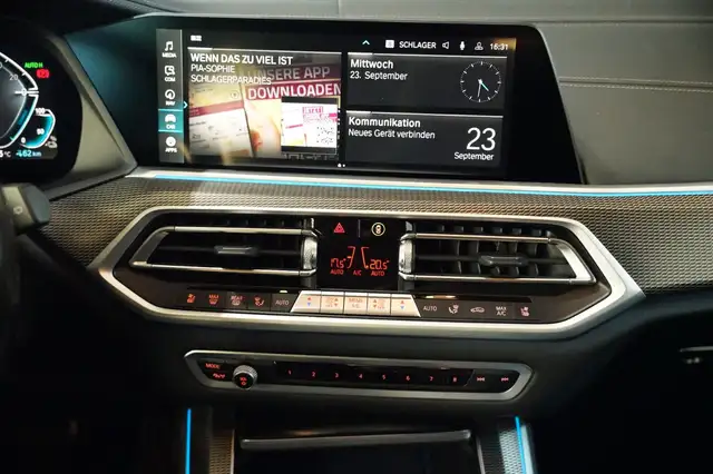 BMW X5 view 19