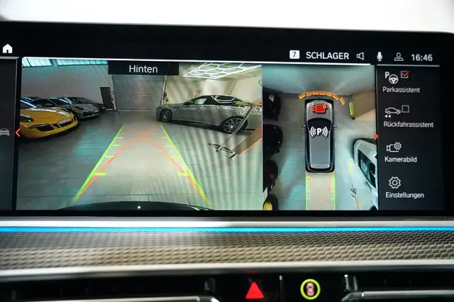 BMW X5 view 20