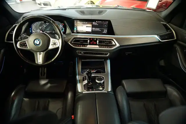 BMW X5 view 26