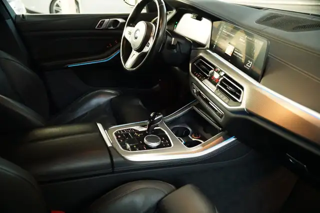 BMW X5 view 28