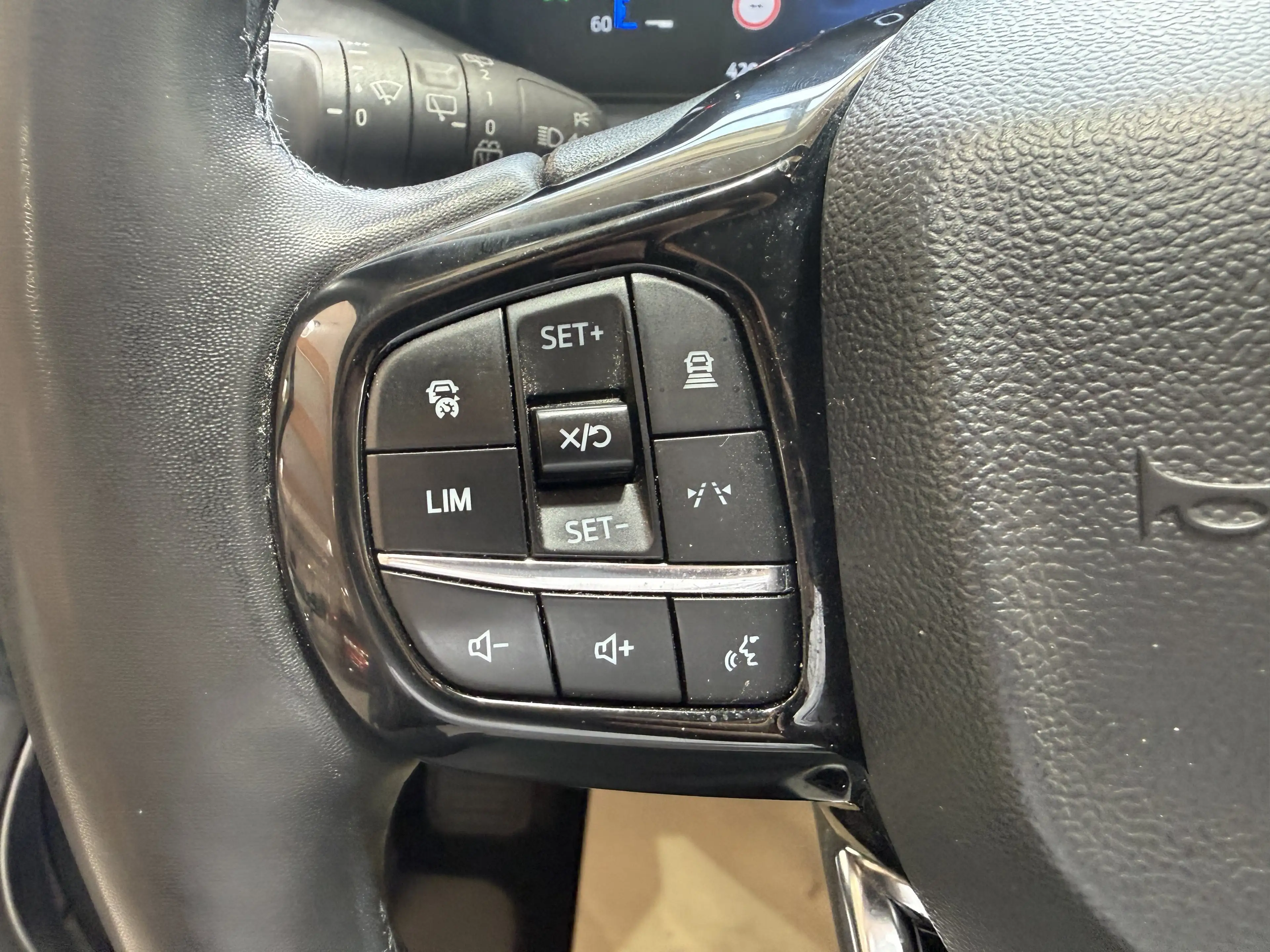 Ford Tourneo Custom Titanium X AWD 360 Grad Kamera / ACC / BLIS — photo 13