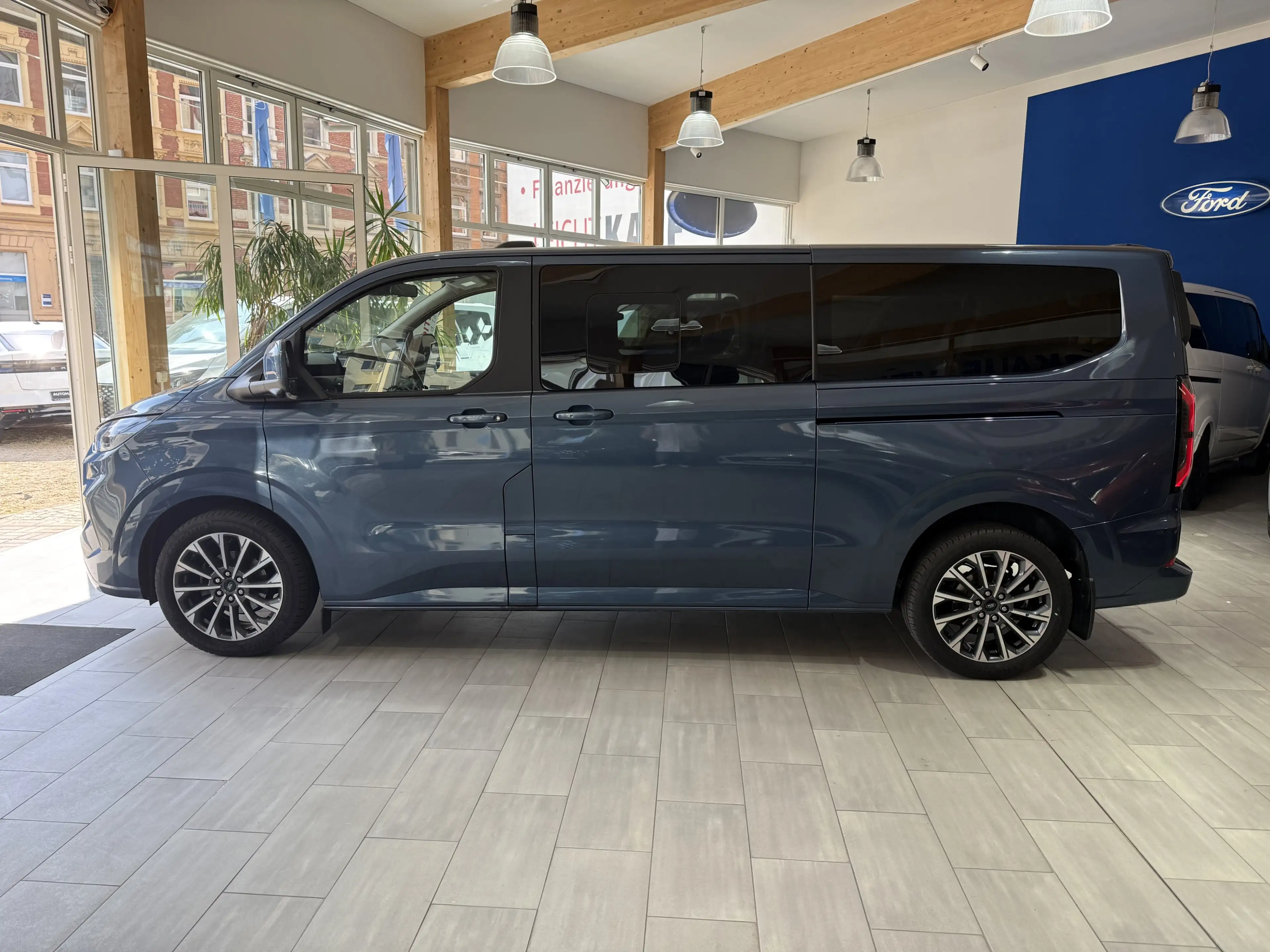 Ford Tourneo Custom Titanium X AWD 360 Grad Kamera / ACC / BLIS — photo 8