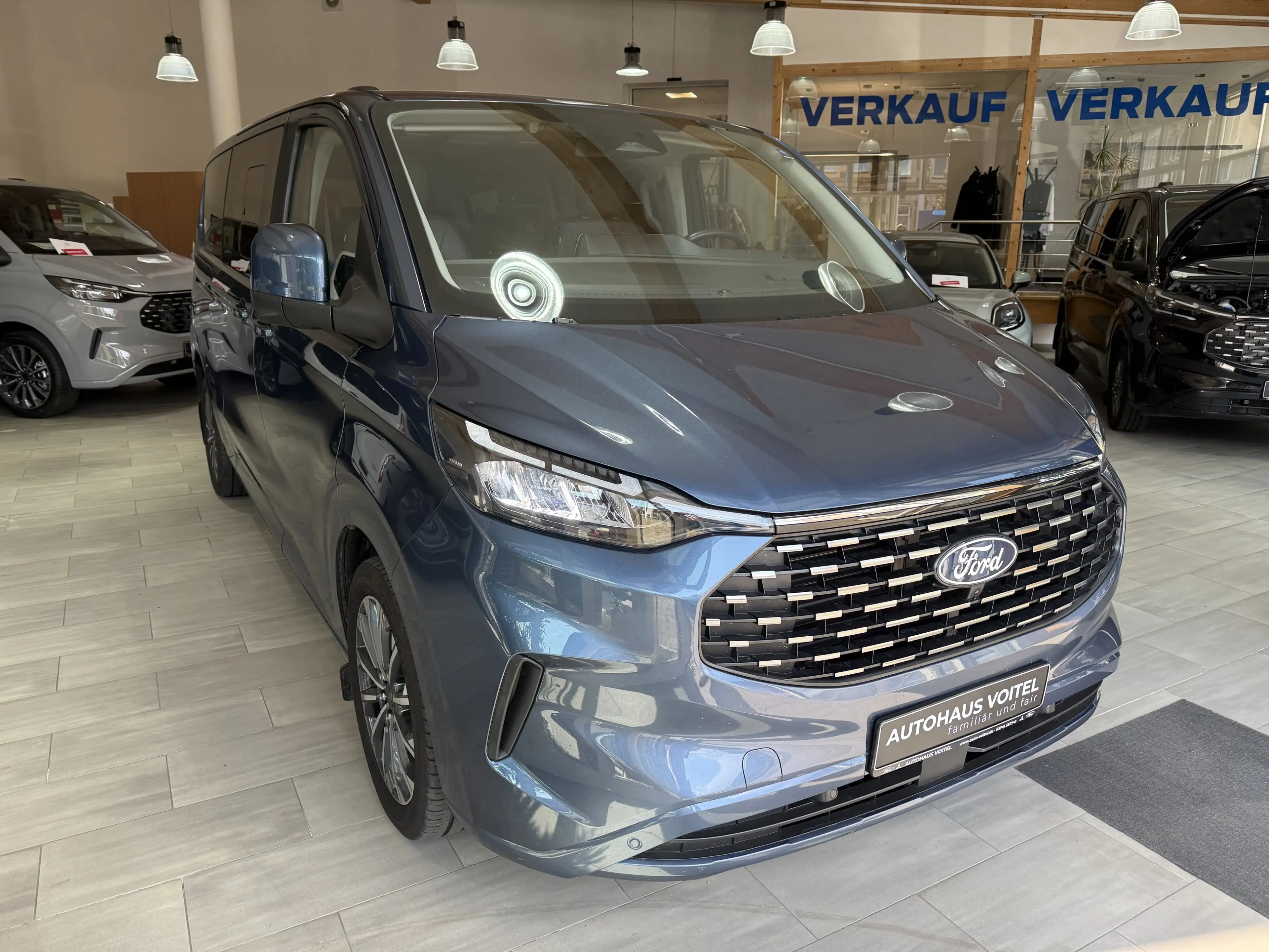 Ford Tourneo Custom Titanium X AWD 360 Grad Kamera / ACC / BLIS — photo 3