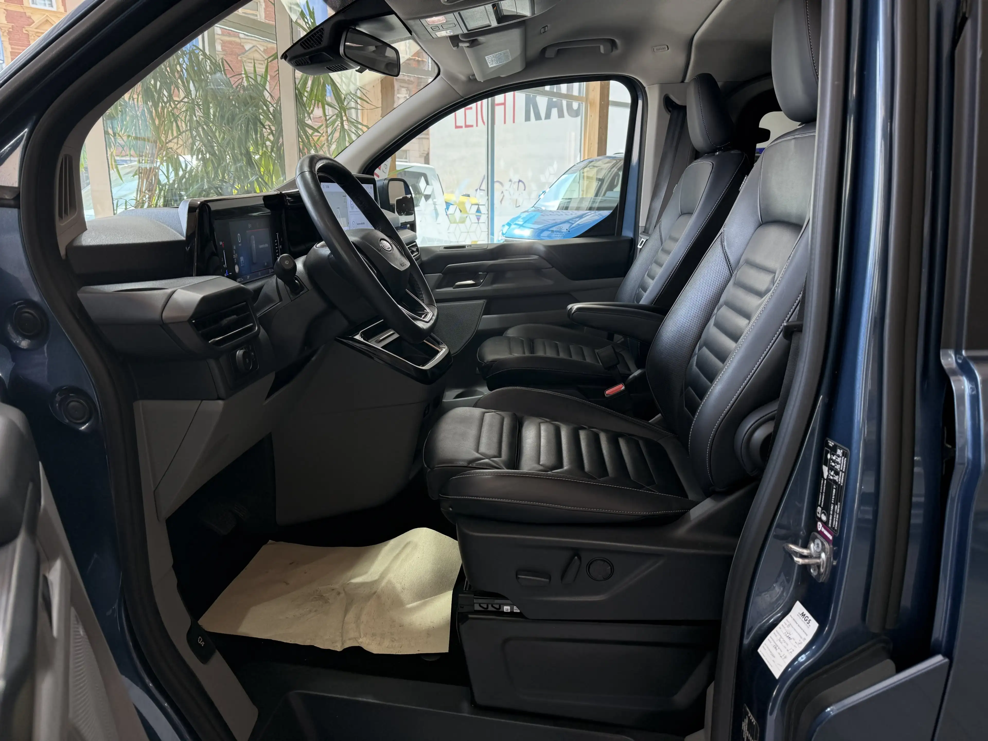 Ford Tourneo Custom Titanium X AWD 360 Grad Kamera / ACC / BLIS — photo 10