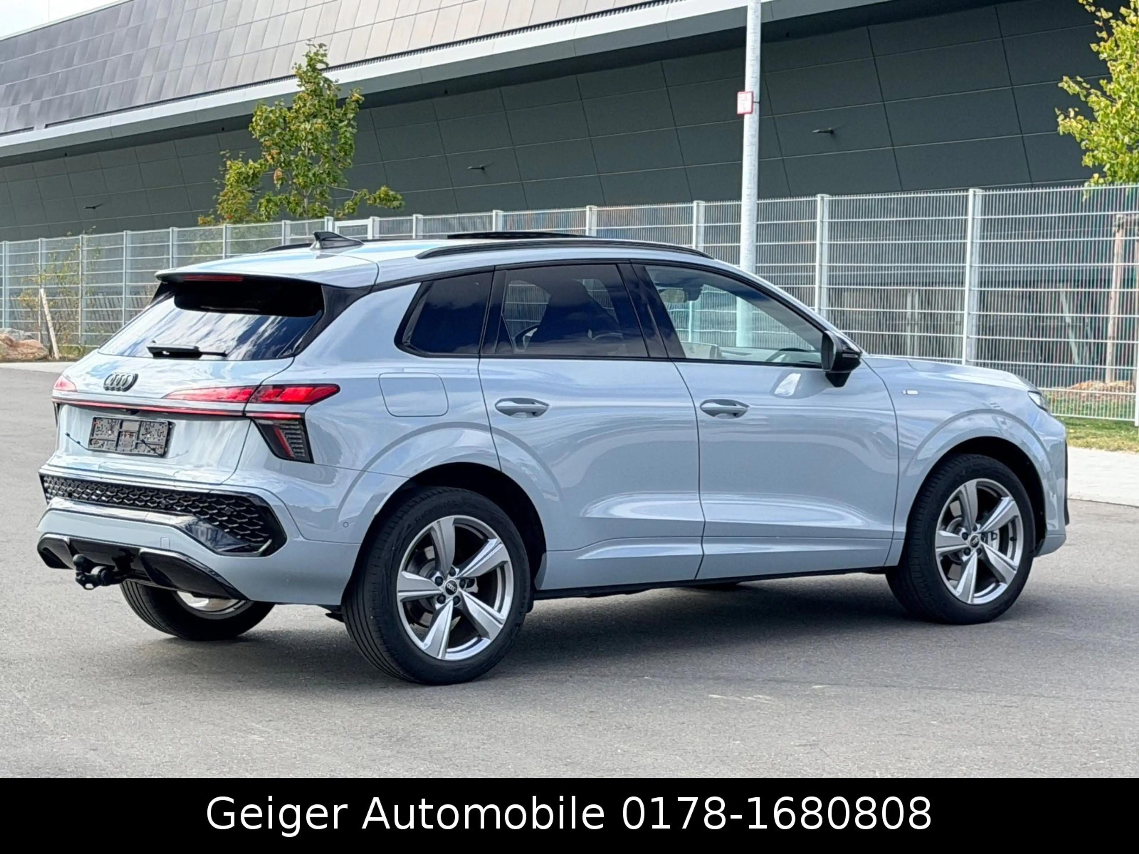 Audi Q3 35 TDI S line PANORAMA*AHK*ACC*TECH PLUS — photo 4