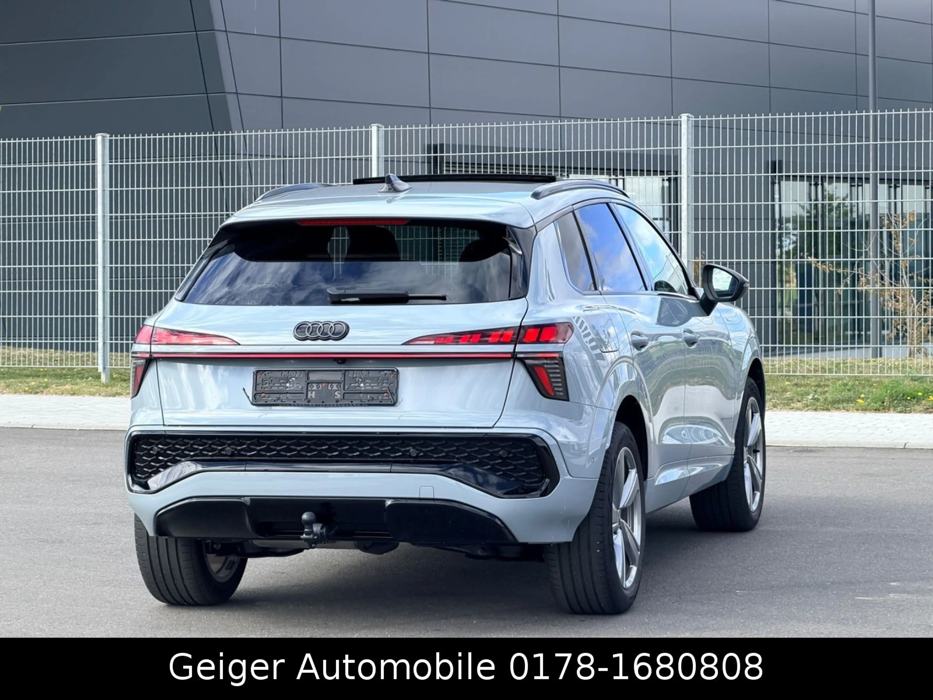 Audi Q3 35 TDI S line PANORAMA*AHK*ACC*TECH PLUS — photo 2