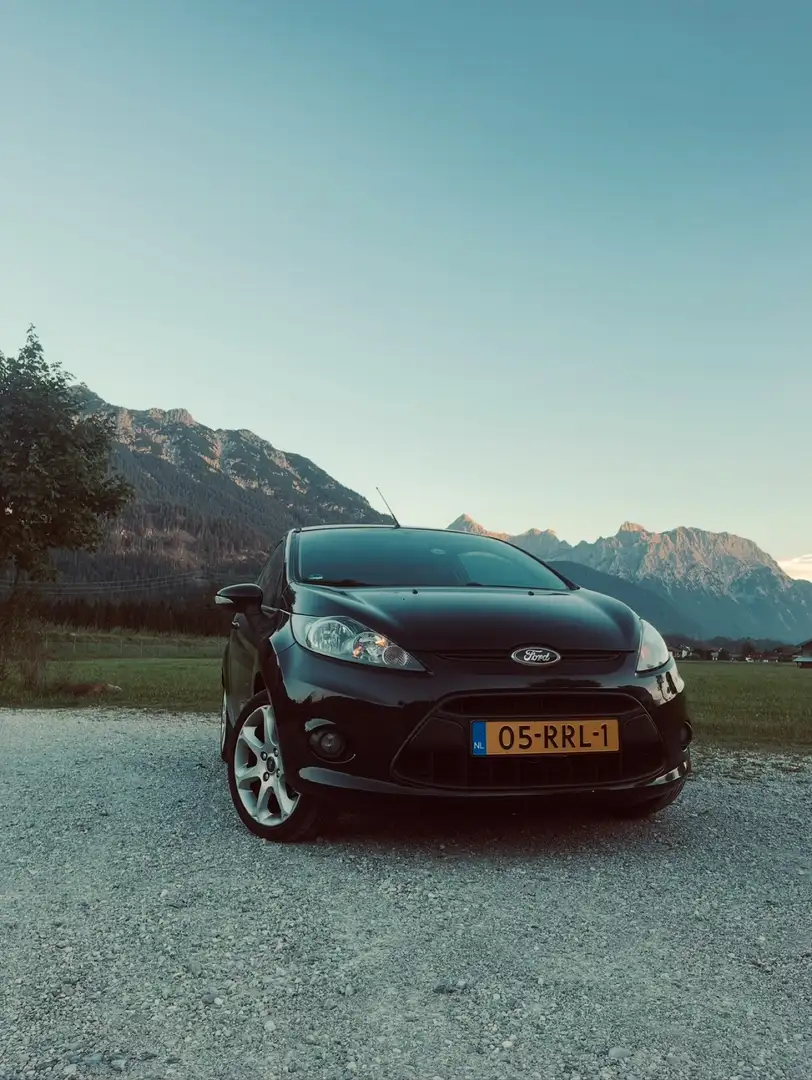 Ford Fiesta 1.25 S-Edition Zwart - 1